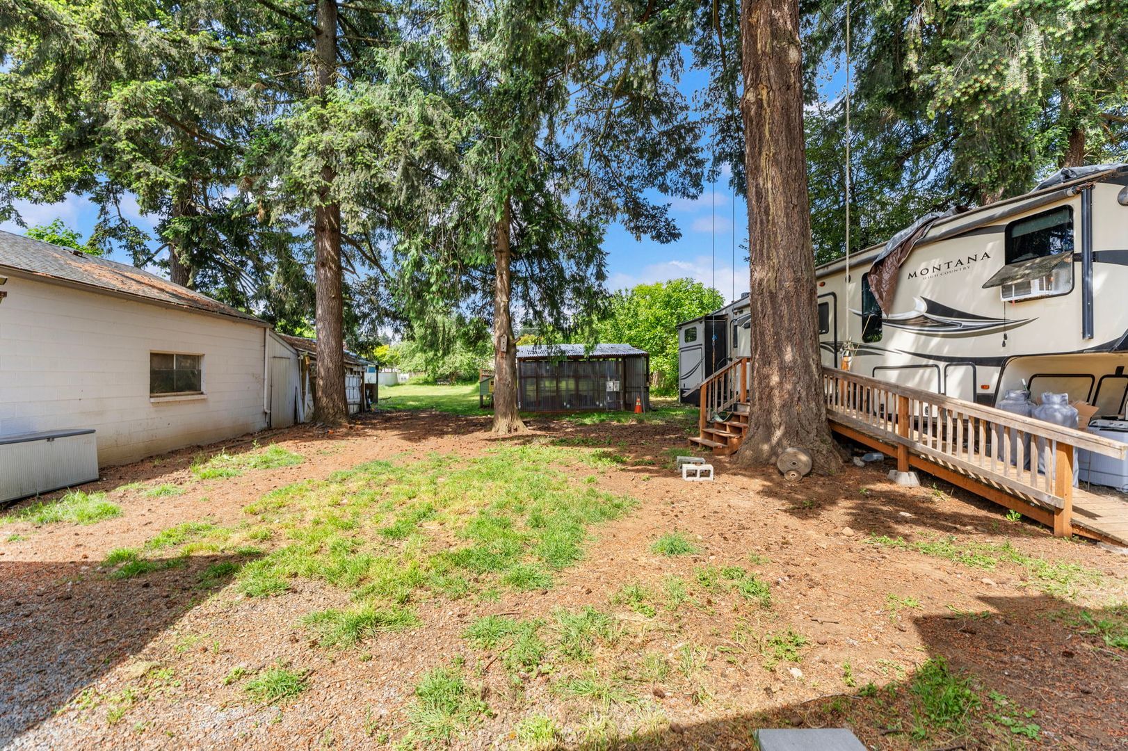 2237 SE 139th Ave  - Portland - Oregon - 3 bed, 2 bath rental property