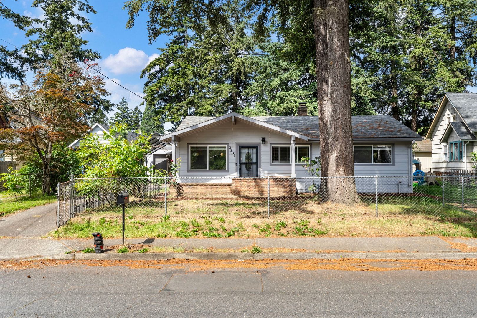 2237 SE 139th Ave  - Portland - Oregon - 3 bed, 2 bath rental property