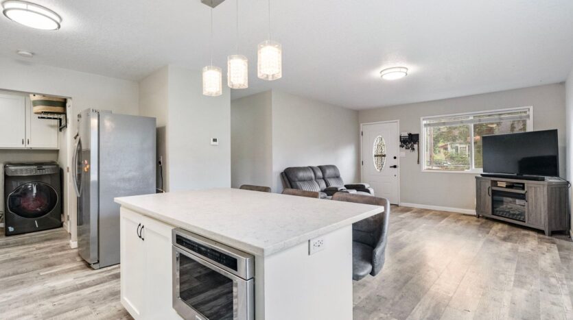 2237 SE 139th Ave  - Portland - Oregon - 3 bed, 2 bath rental property