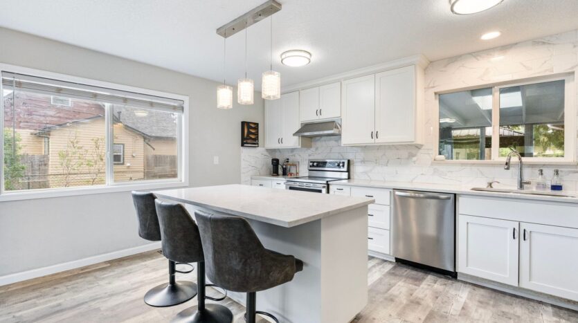 2237 SE 139th Ave  - Portland - Oregon - 3 bed, 2 bath rental property