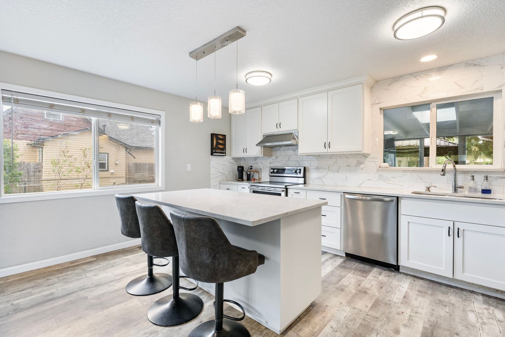 2237 SE 139th Ave  - Portland - Oregon - 3 bed, 2 bath rental property