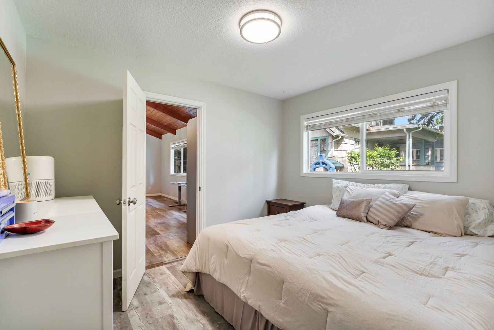 2237 SE 139th Ave  - Portland - Oregon - 3 bed, 2 bath rental property