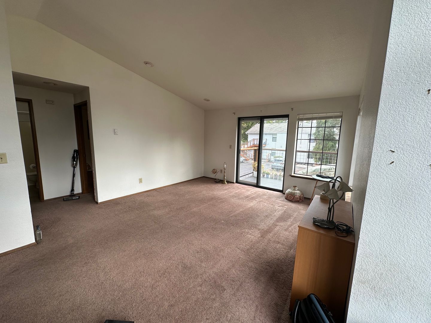 2245 Valencia Street - Bellingham - Washington - 2 bed, 1 bath rental property