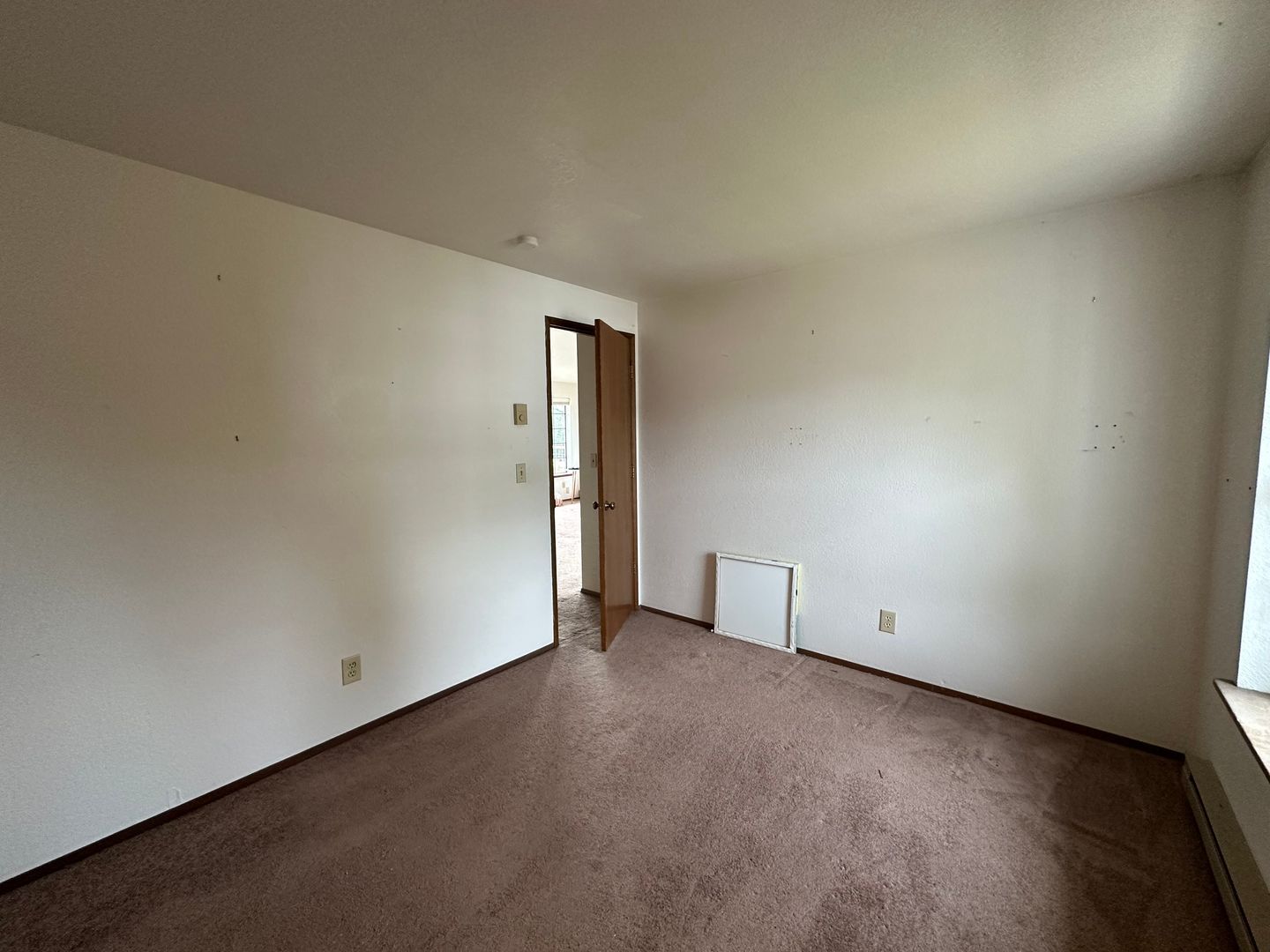 2245 Valencia Street - Bellingham - Washington - 2 bed, 1 bath rental property