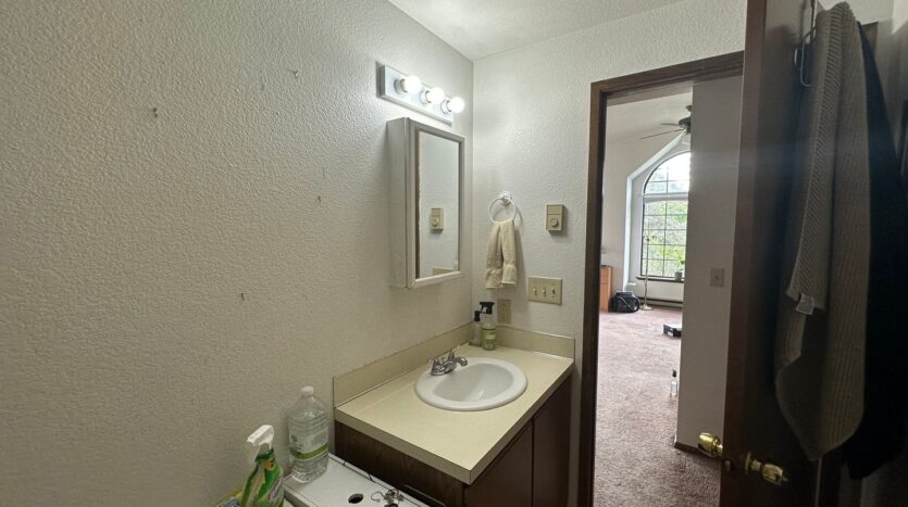 2245 Valencia Street - Bellingham - Washington - 2 bed, 1 bath rental property