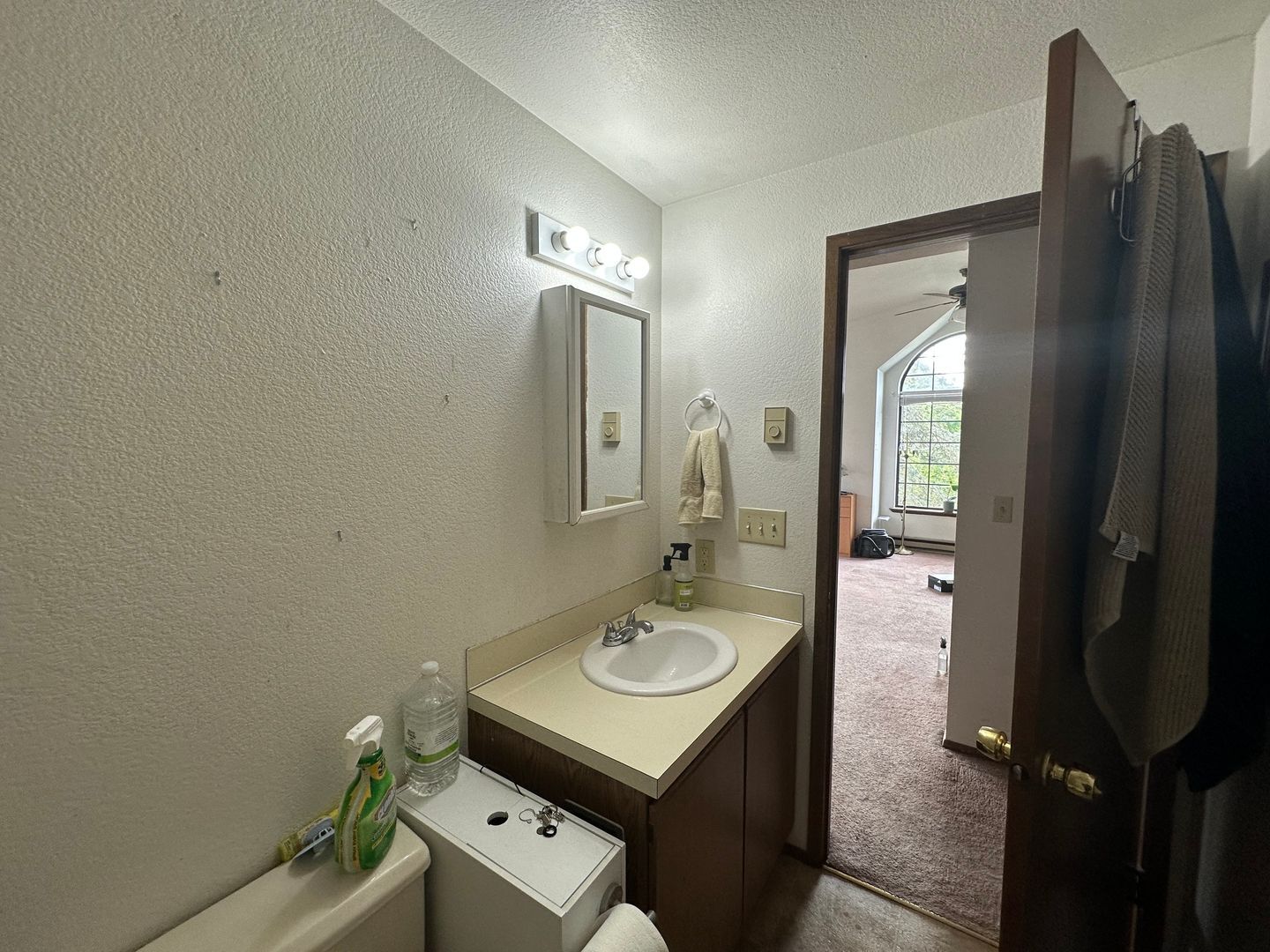 2245 Valencia Street - Bellingham - Washington - 2 bed, 1 bath rental property
