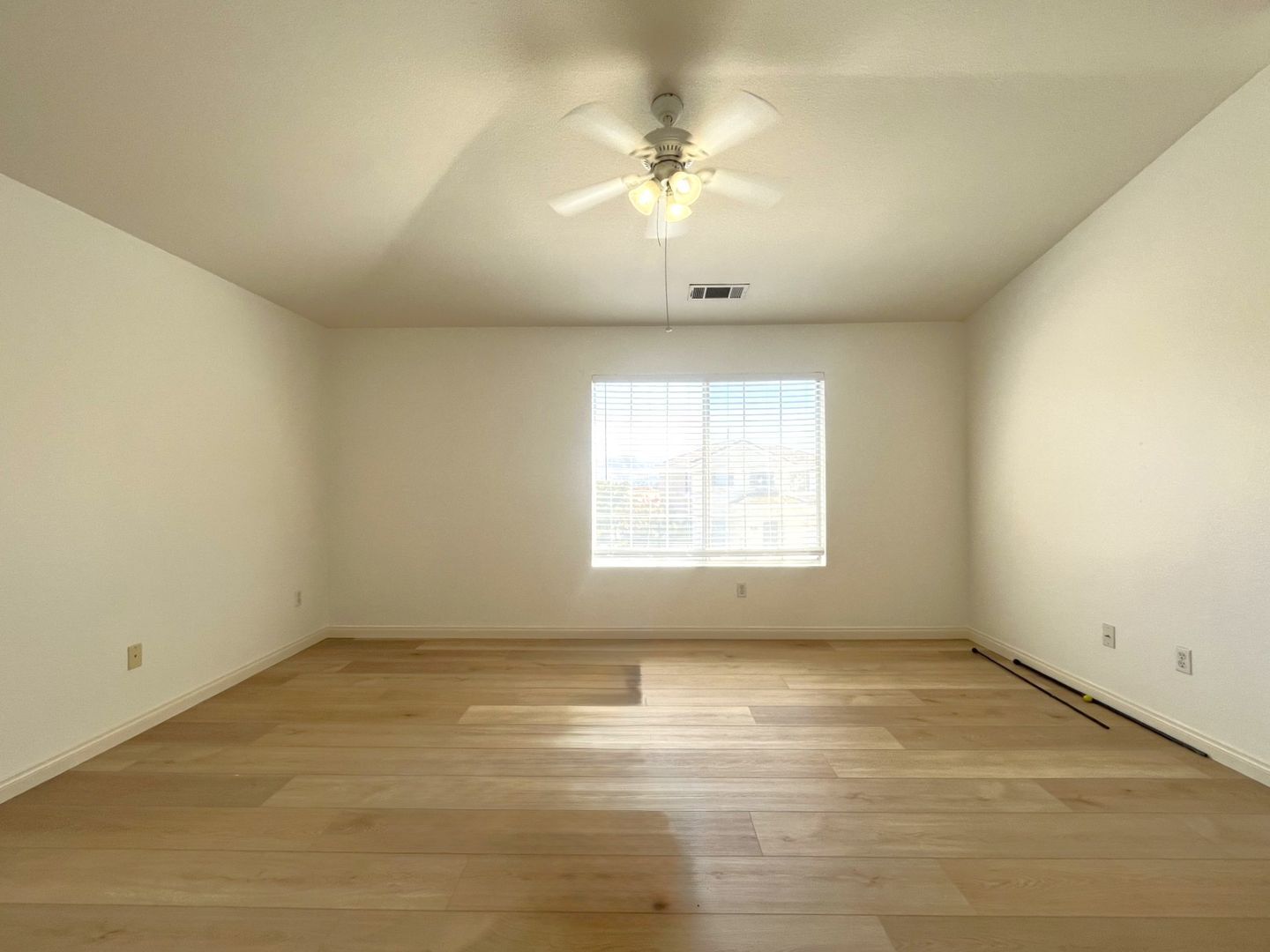 2301 Dorado St - Corona - California - 4 bed, 2 bath rental property