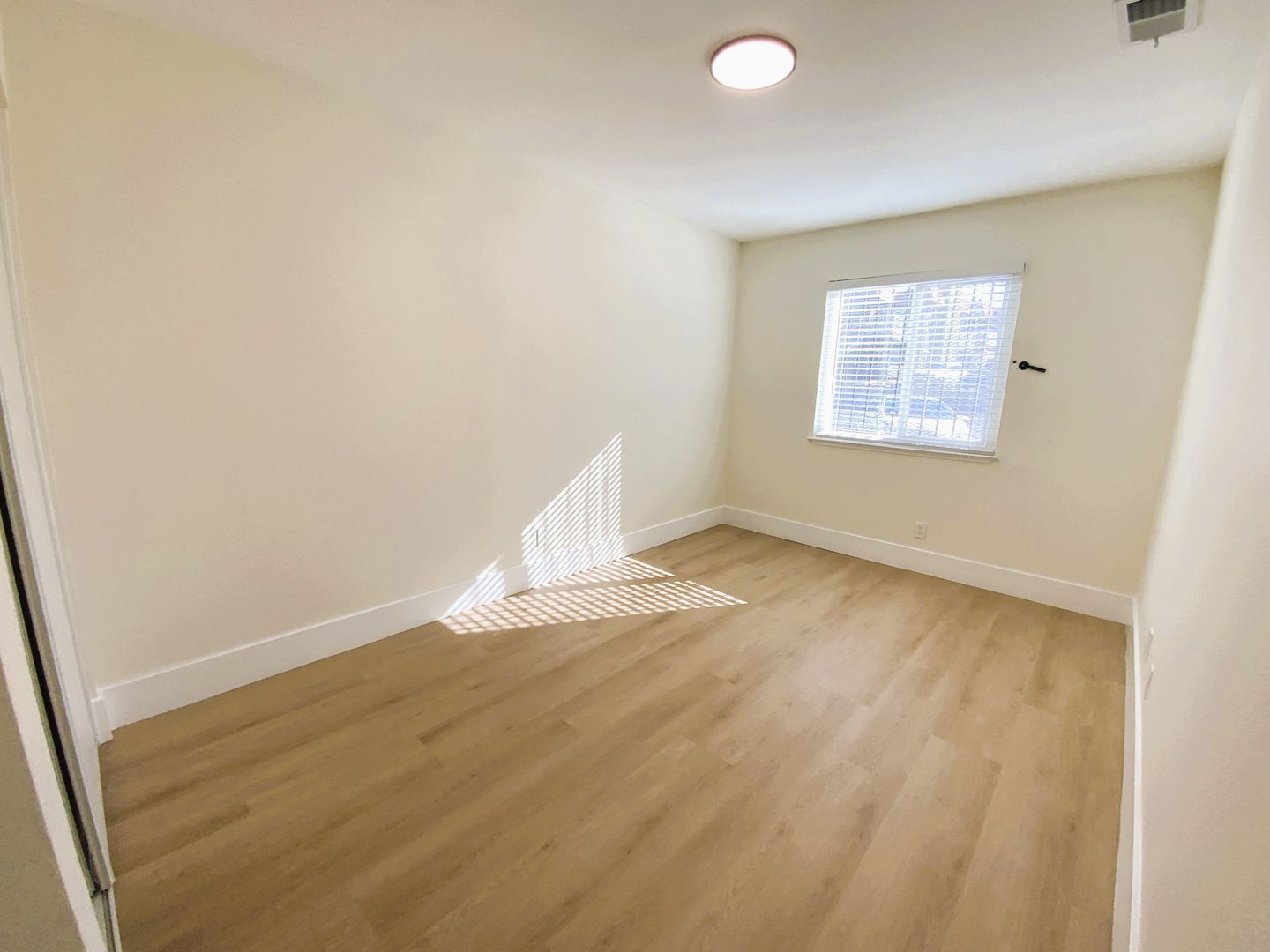 2305 Exeter Dr - Las Vegas - Nevada - 3 bed, 2 bath rental property
