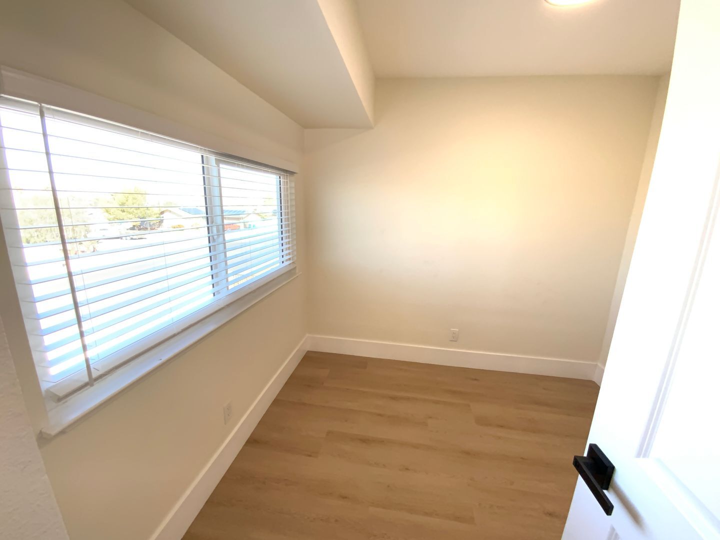 2305 Exeter Dr - Las Vegas - Nevada - 3 bed, 2 bath rental property