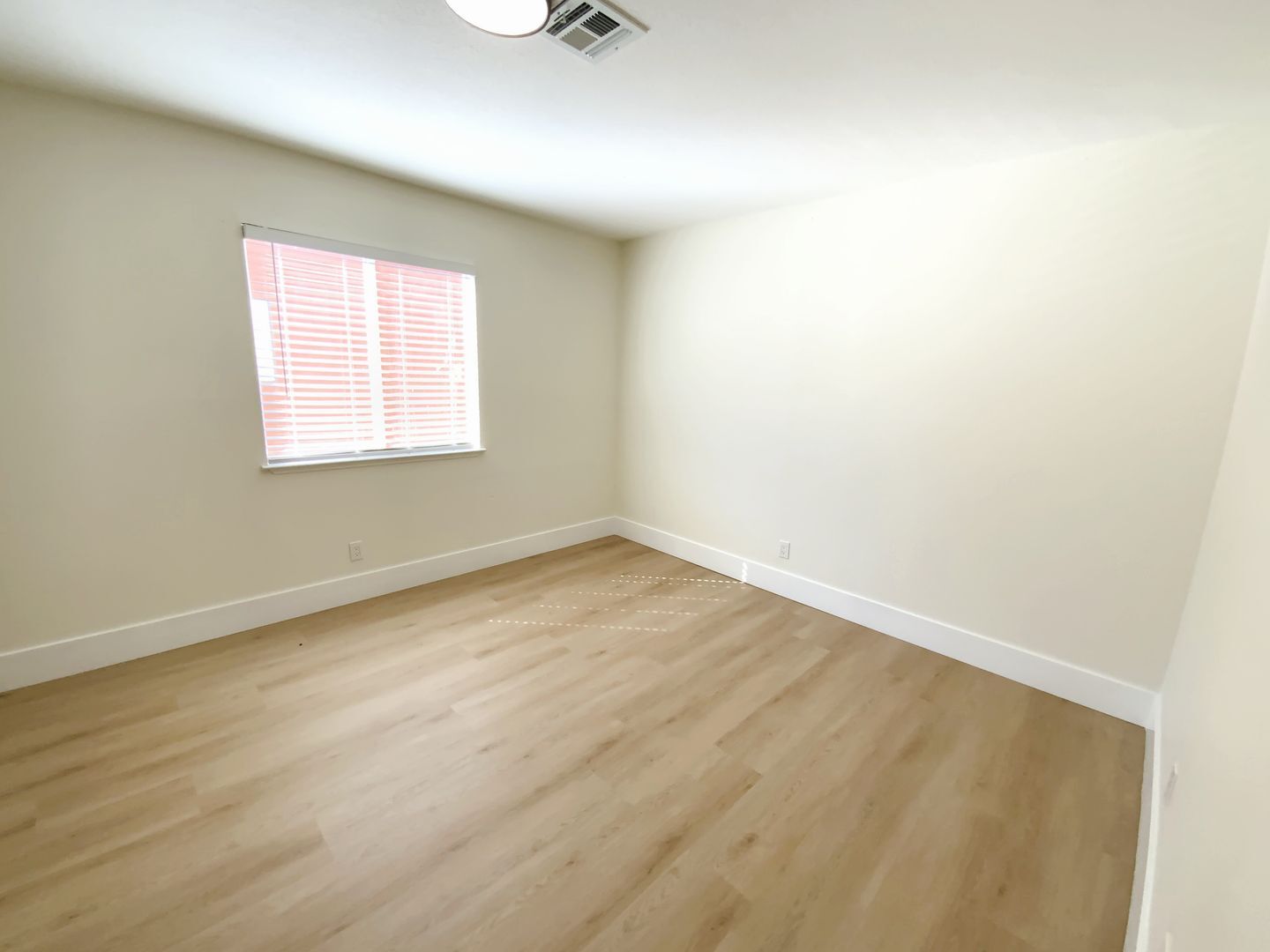 2305 Exeter Dr - Las Vegas - Nevada - 3 bed, 2 bath rental property