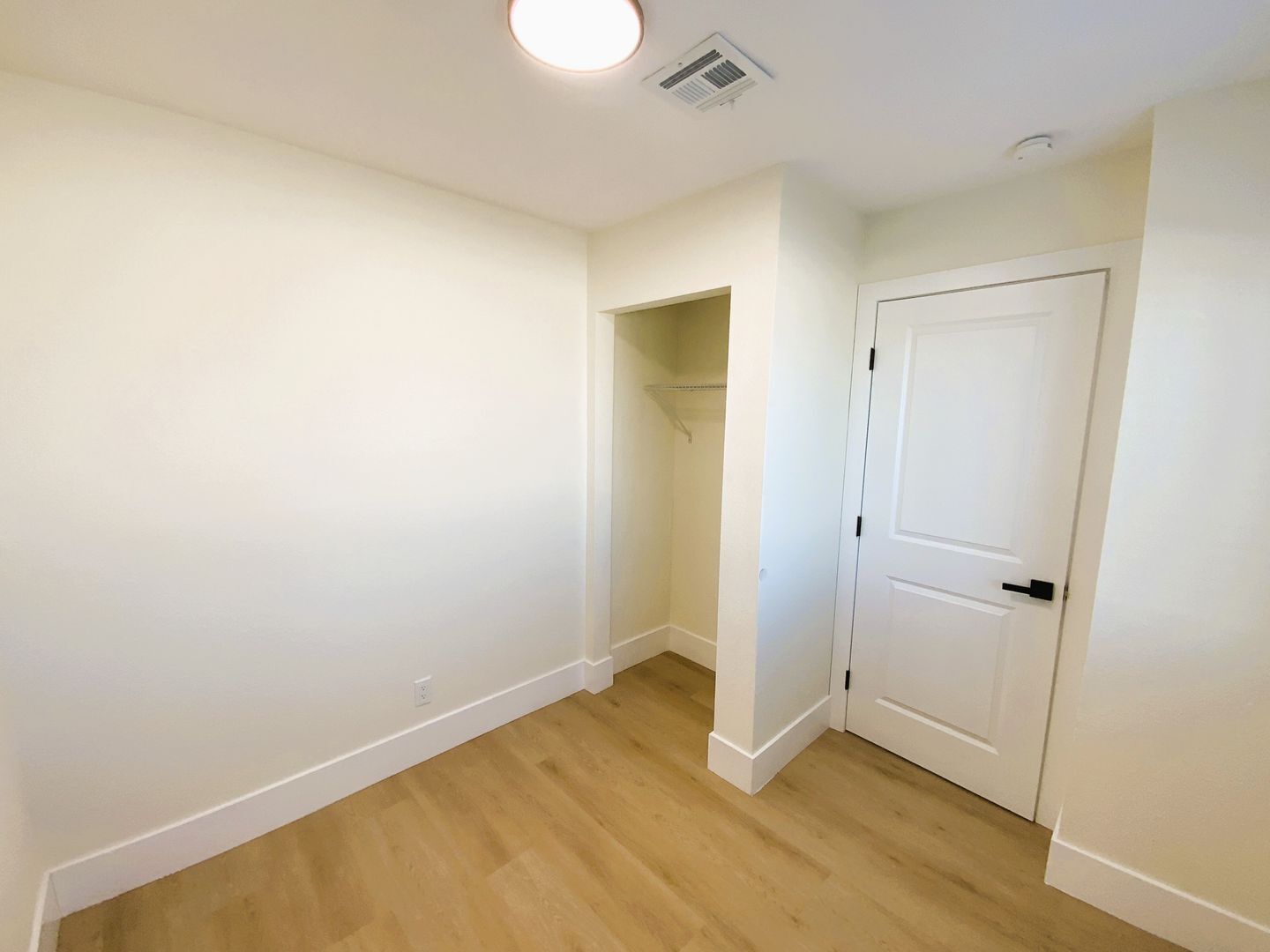 2305 Exeter Dr - Las Vegas - Nevada - 3 bed, 2 bath rental property
