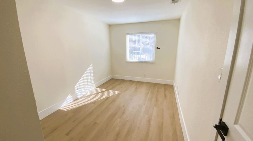 2305 Exeter Dr - Las Vegas - Nevada - 3 bed, 2 bath rental property