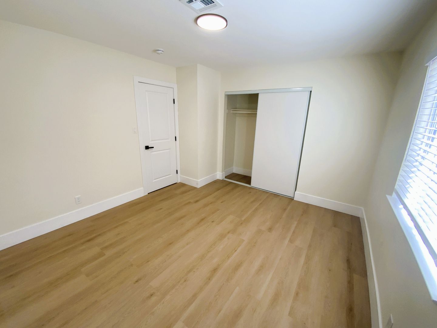 2305 Exeter Dr - Las Vegas - Nevada - 3 bed, 2 bath rental property
