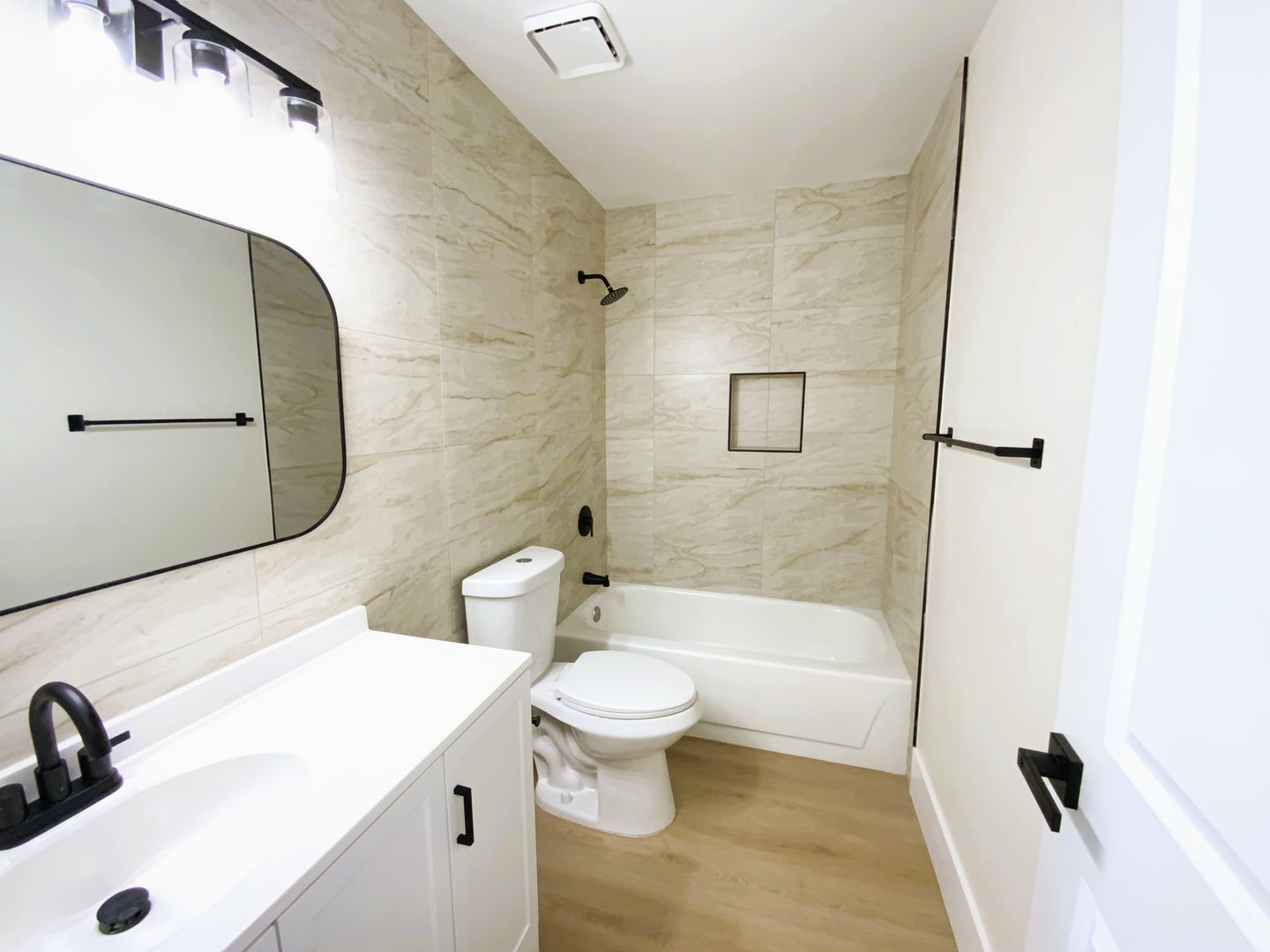 2305 Exeter Dr - Las Vegas - Nevada - 3 bed, 2 bath rental property