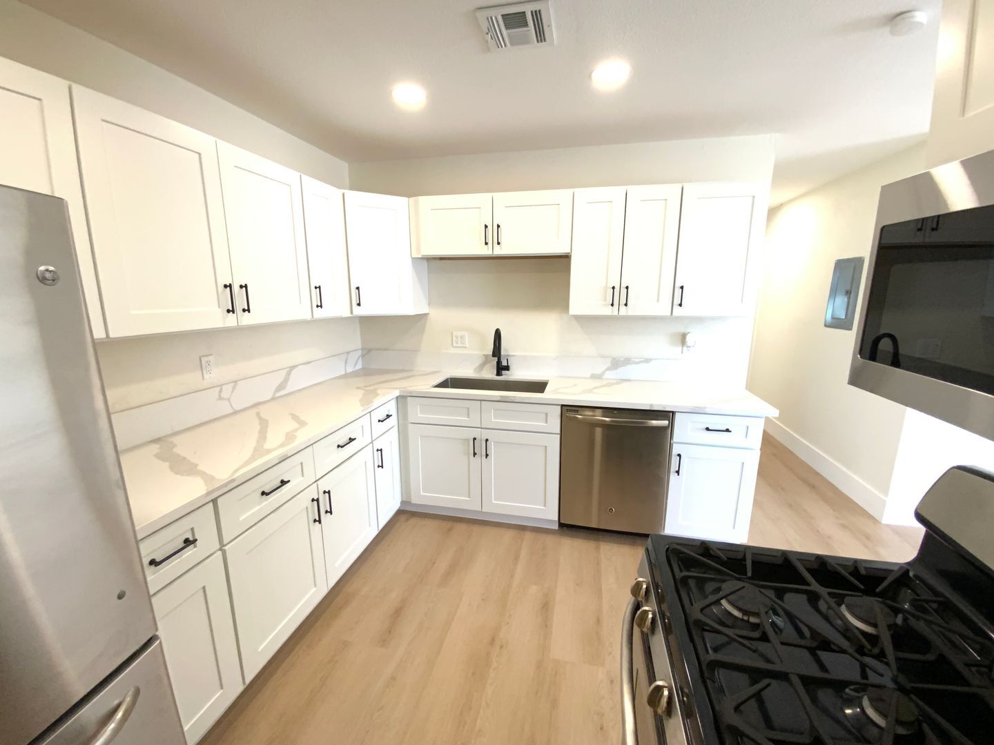 2305 Exeter Dr - Las Vegas - Nevada - 3 bed, 2 bath rental property