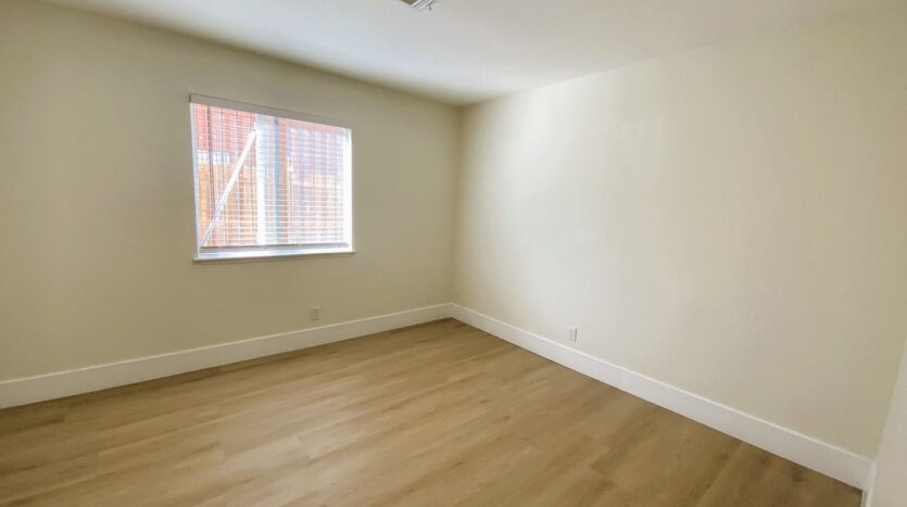 2305 Exeter Dr - Las Vegas - Nevada - 3 bed, 2 bath rental property