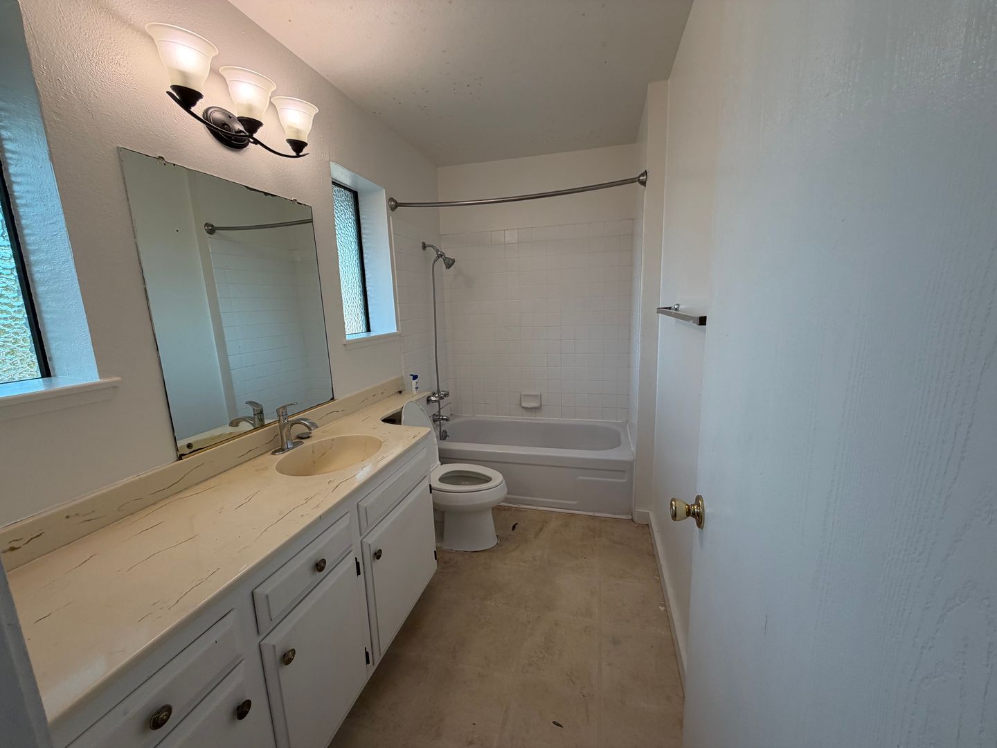 2354 Villanova Circle - Sacramento - California - 3 bed, 2 bath rental property