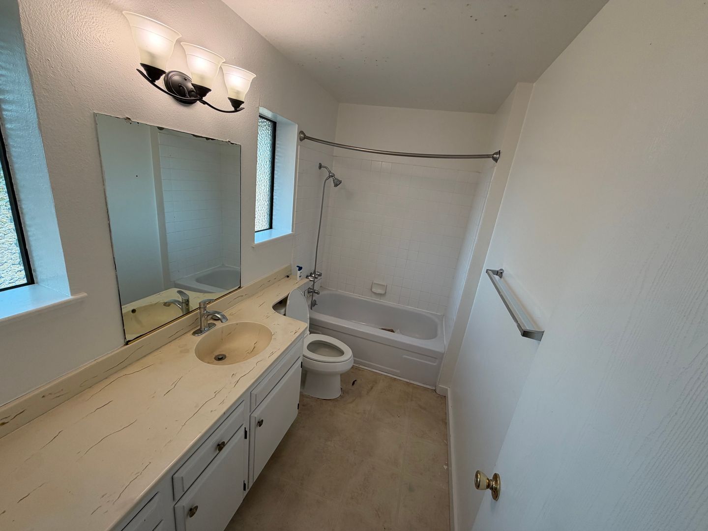 2354 Villanova Circle - Sacramento - California - 3 bed, 2 bath rental property