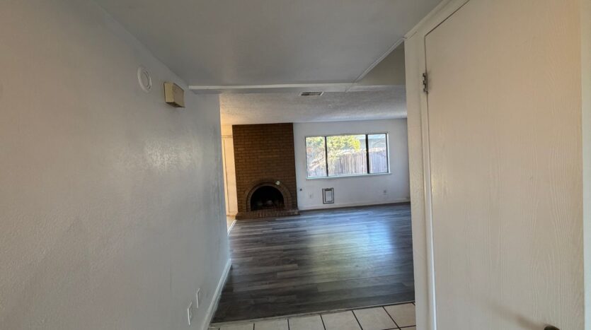 2354 Villanova Circle - Sacramento - California - 3 bed, 2 bath rental property