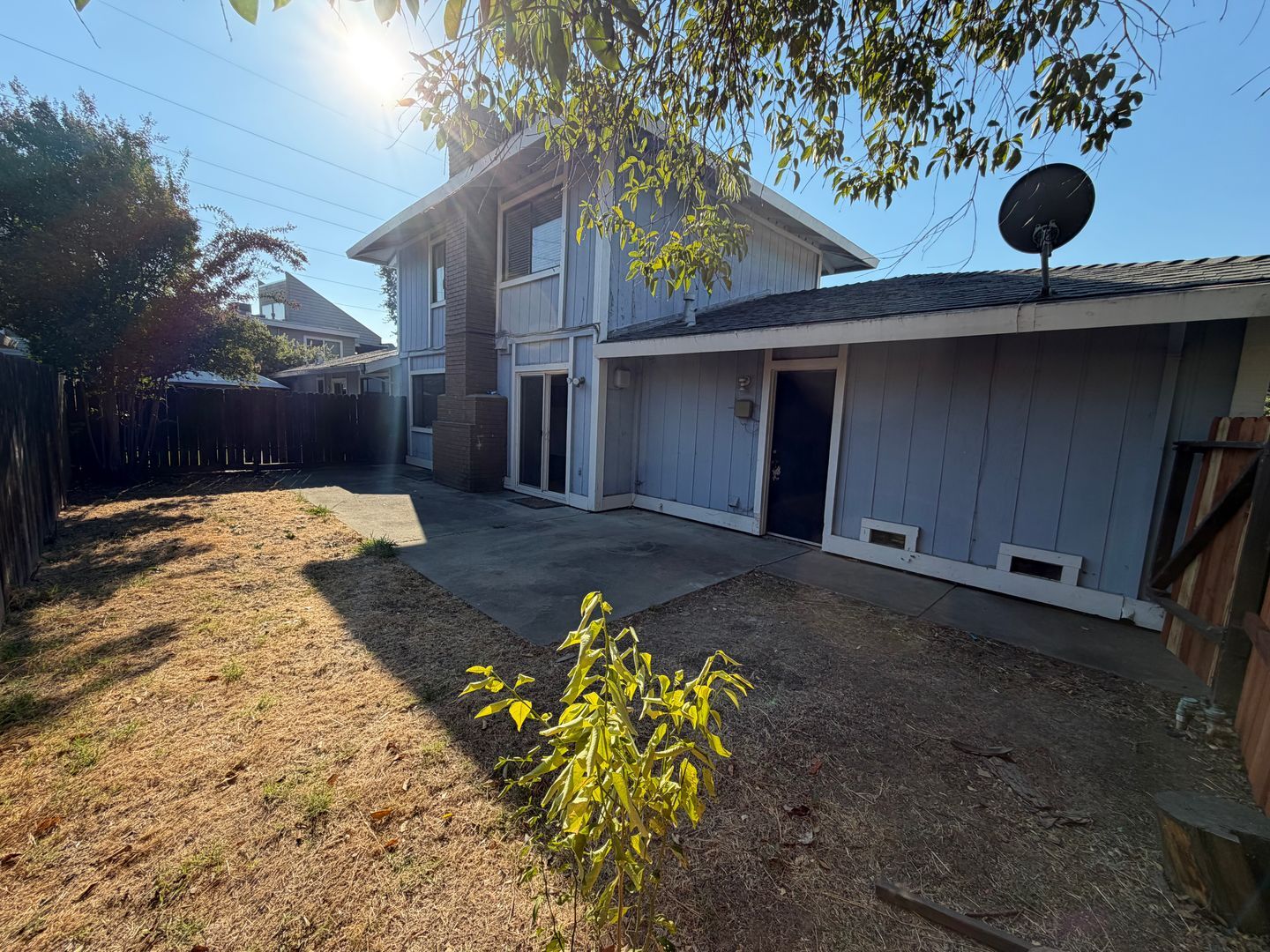 2354 Villanova Circle - Sacramento - California - 3 bed, 2 bath rental property