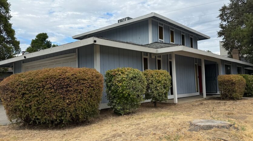 2354 Villanova Circle - Sacramento - California - 3 bed, 2 bath rental property