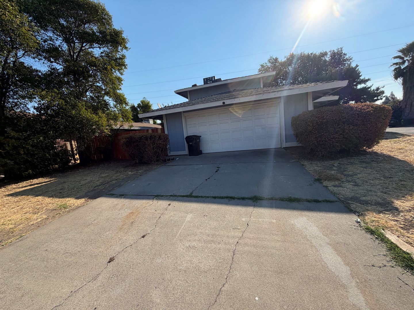 2354 Villanova Circle - Sacramento - California - 3 bed, 2 bath rental property