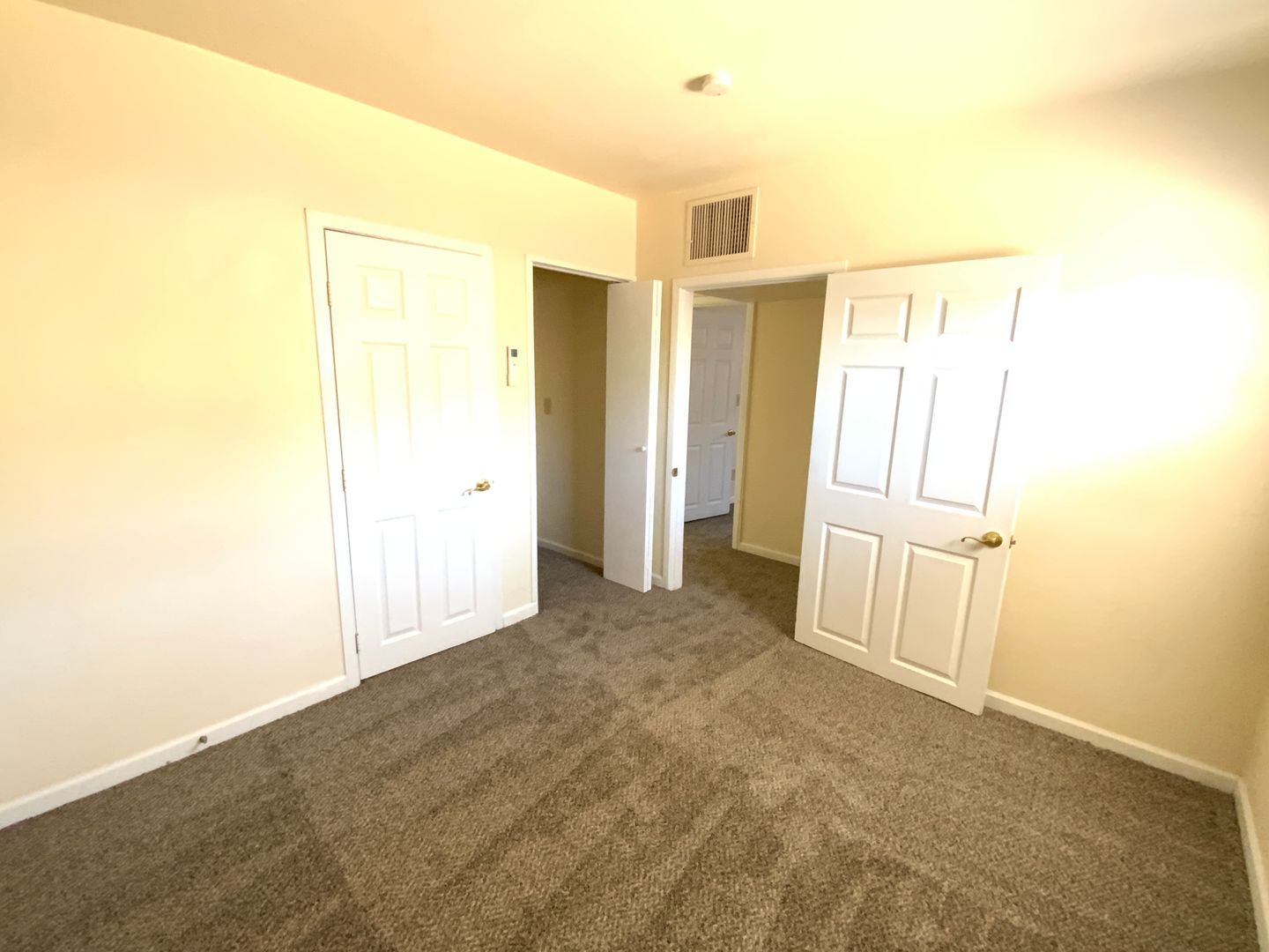 243 W Atlantic Ave - Henderson - Nevada - 3 bed, 2 bath rental property
