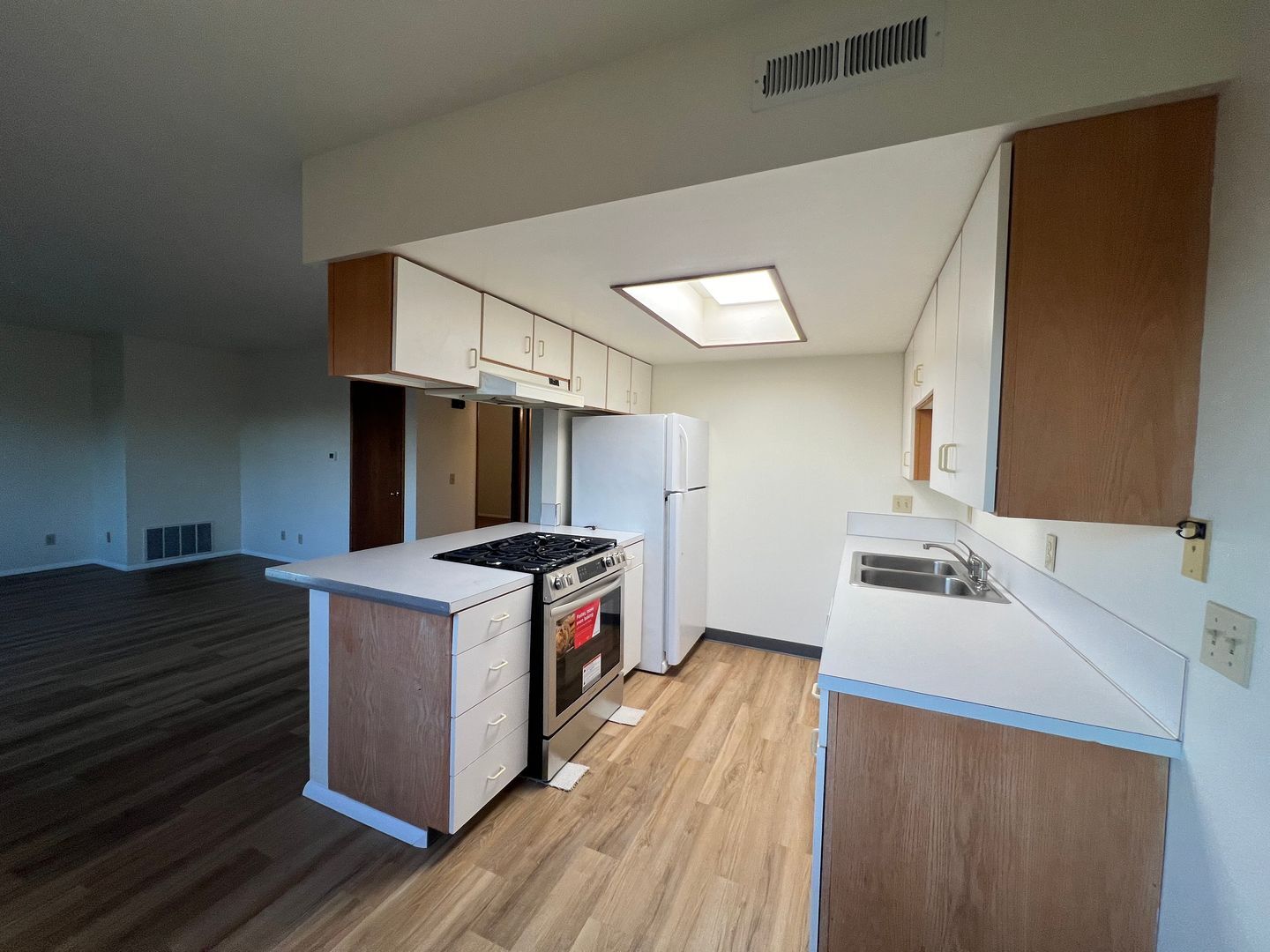 2601 Patton St - #2 - Bellingham - Washington - 2 bed, 1 bath rental property