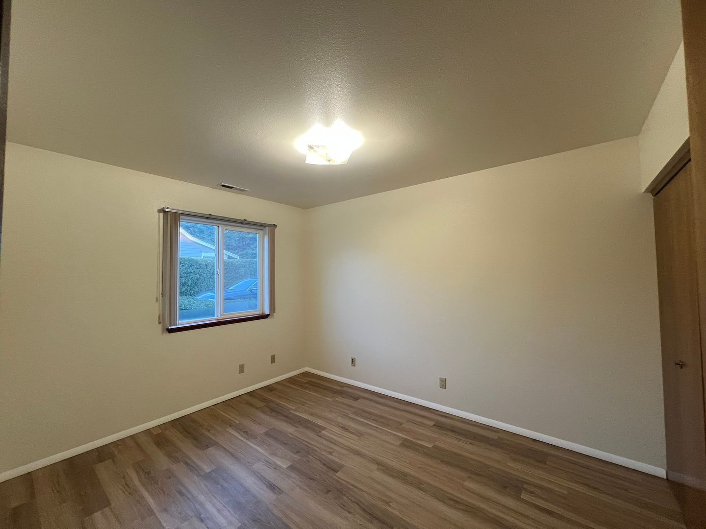 2601 Patton St - #2 - Bellingham - Washington - 2 bed, 1 bath rental property