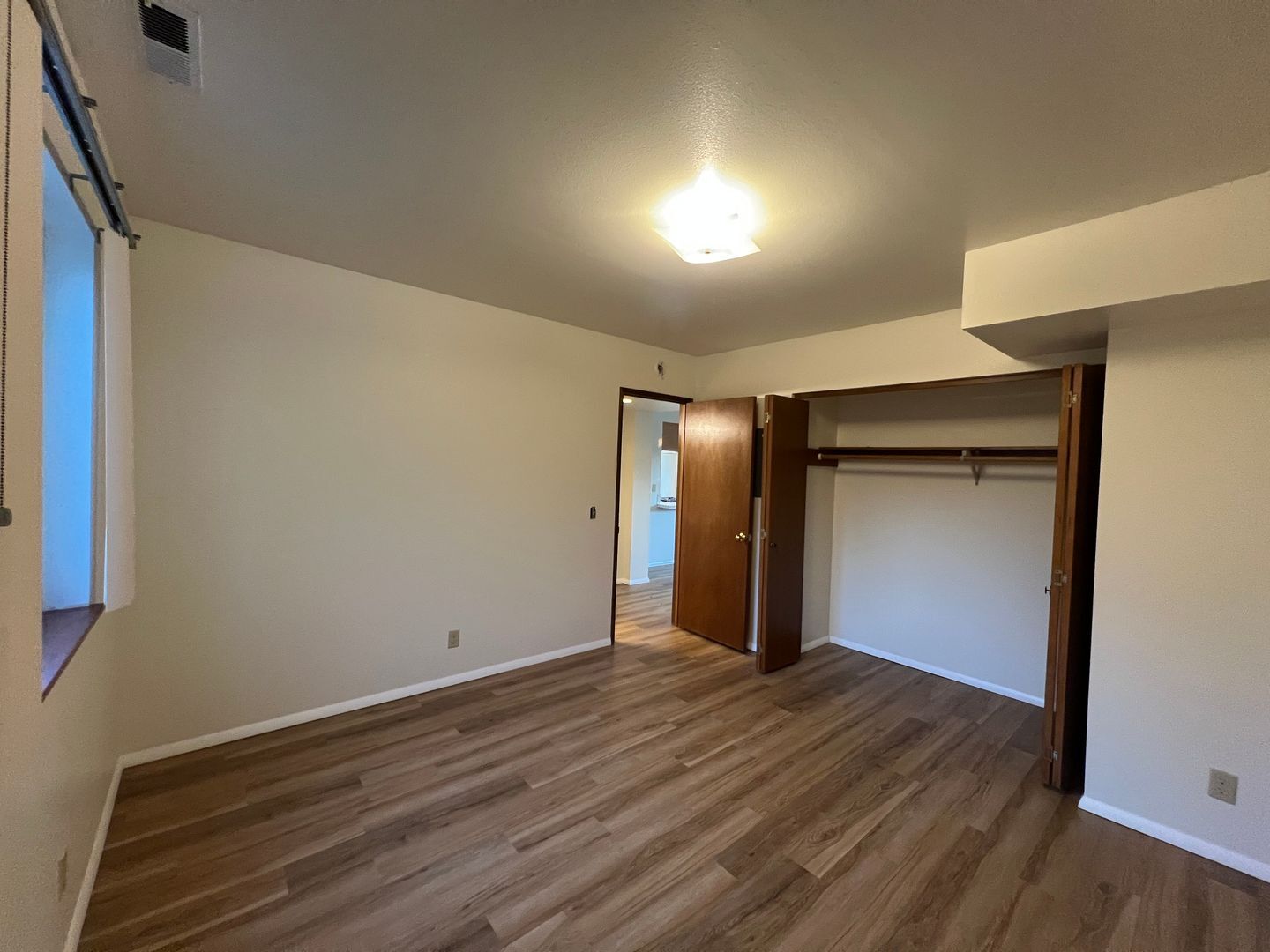 2601 Patton St - #2 - Bellingham - Washington - 2 bed, 1 bath rental property