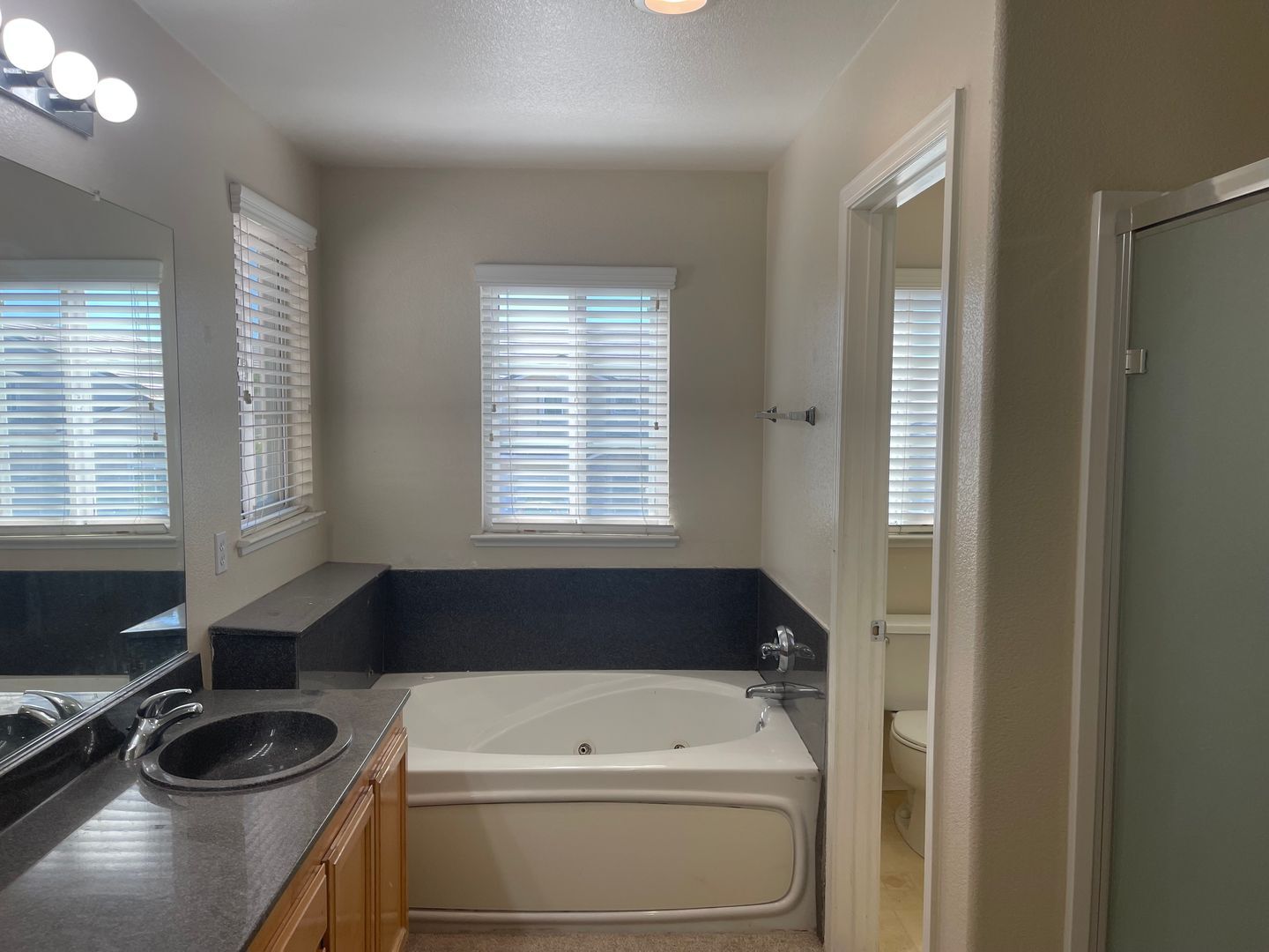 2733 Sunflower Circle - Stockton - California - 5 bed, 3 bath rental property