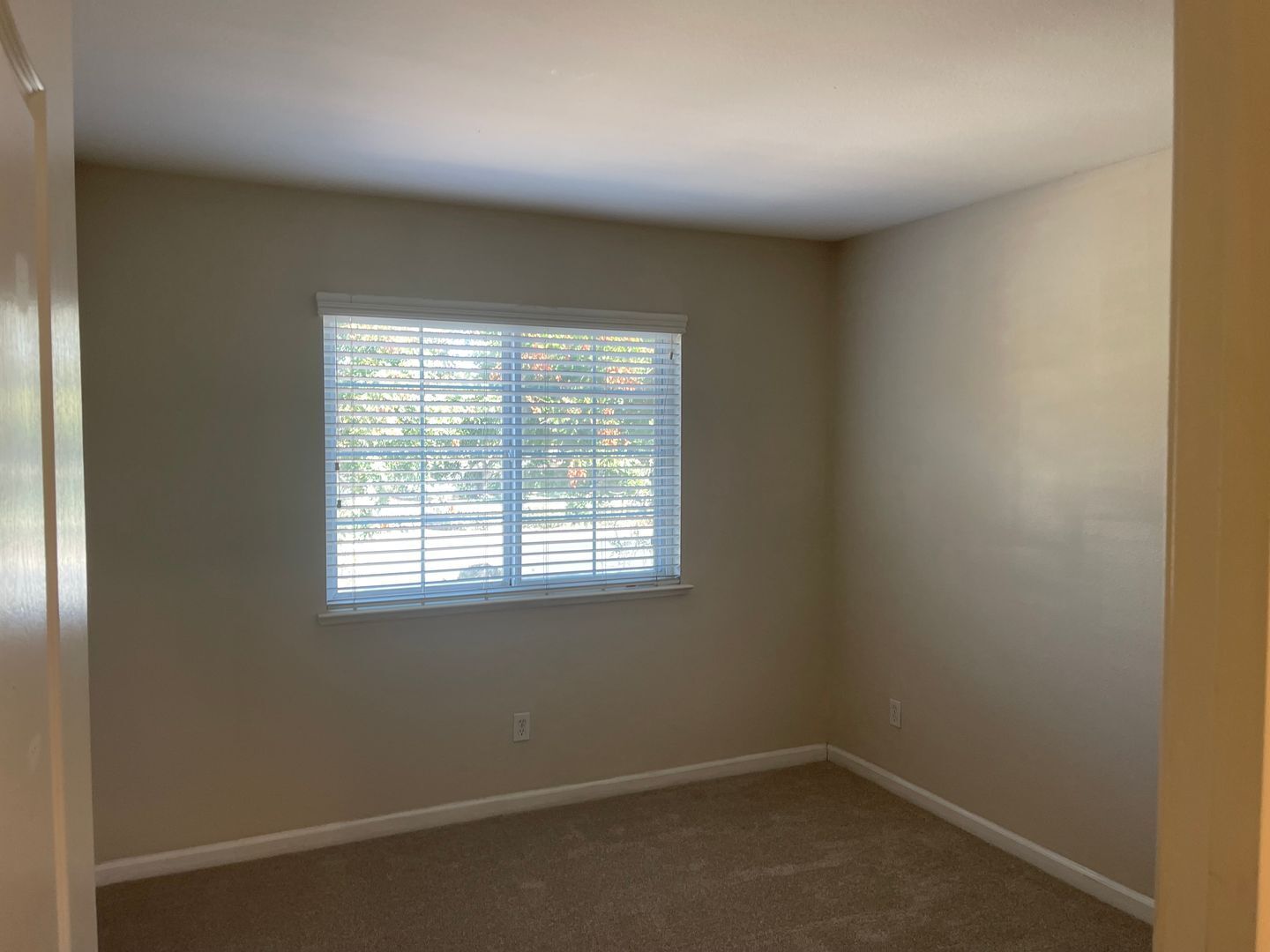 2733 Sunflower Circle - Stockton - California - 5 bed, 3 bath rental property