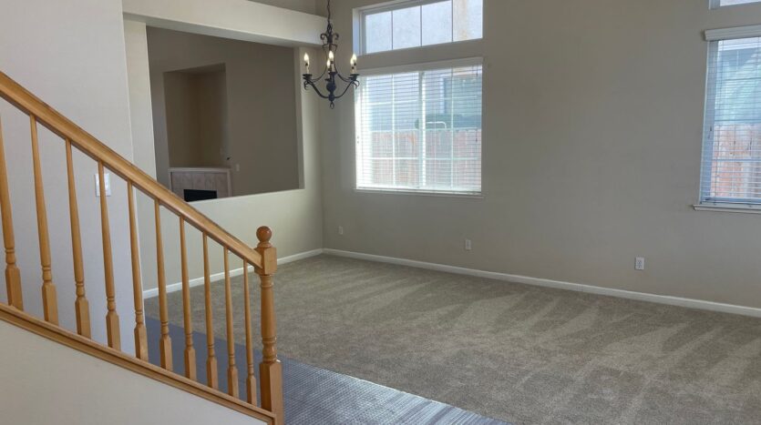 2733 Sunflower Circle - Stockton - California - 5 bed, 3 bath rental property