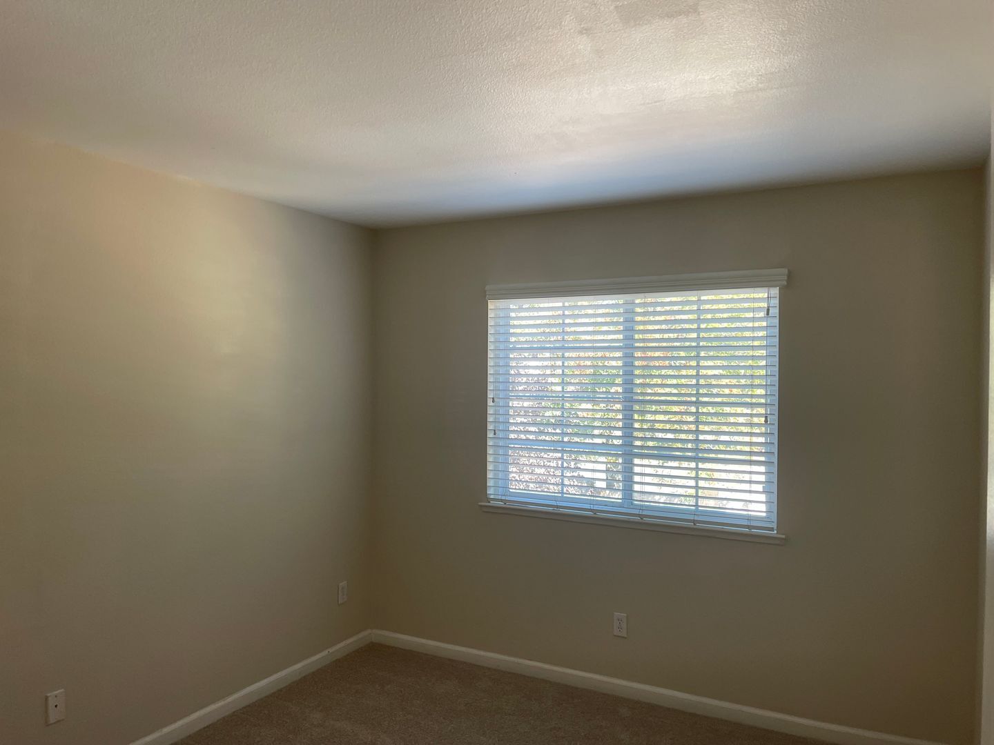 2733 Sunflower Circle - Stockton - California - 5 bed, 3 bath rental property