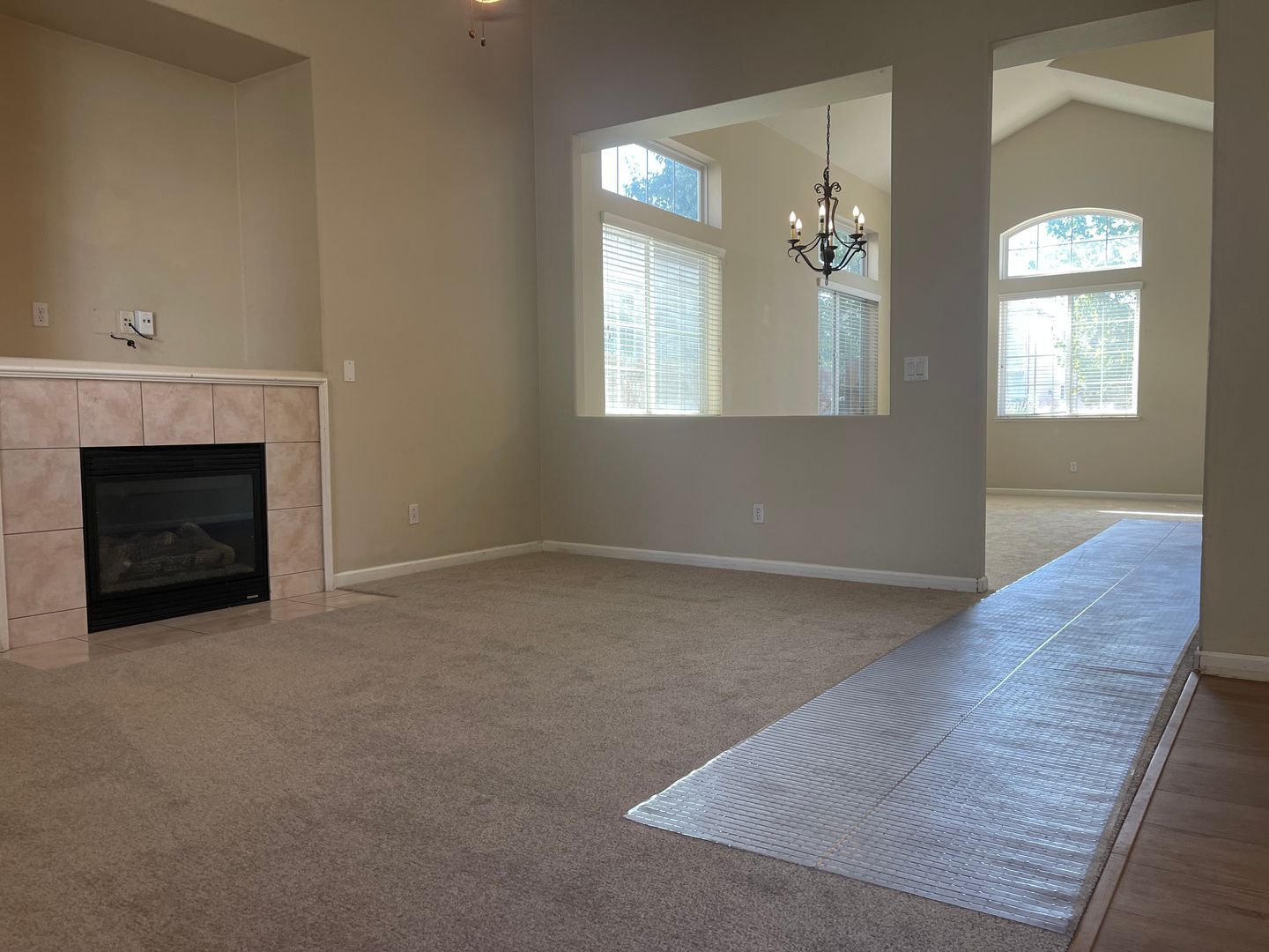 2733 Sunflower Circle - Stockton - California - 5 bed, 3 bath rental property