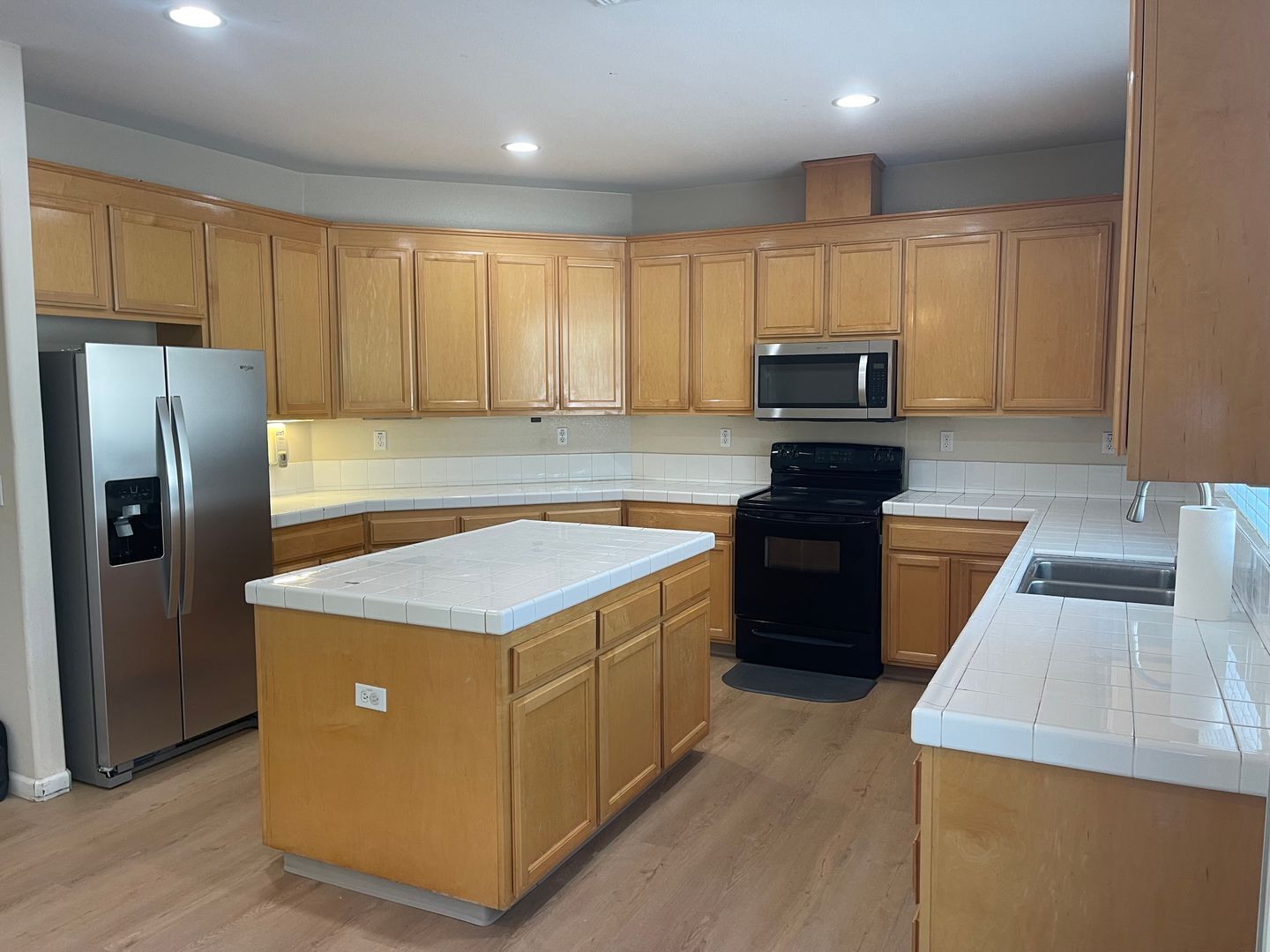 2733 Sunflower Circle - Stockton - California - 5 bed, 3 bath rental property
