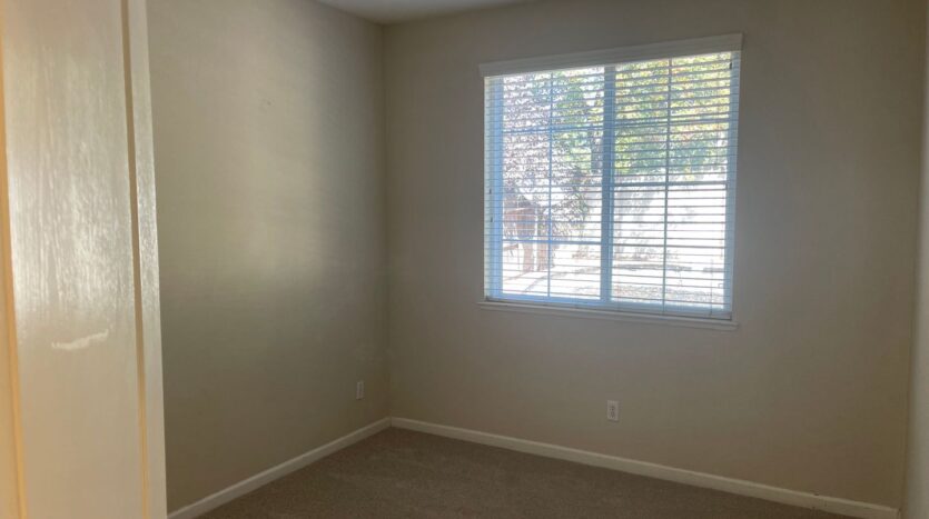 2733 Sunflower Circle - Stockton - California - 5 bed, 3 bath rental property