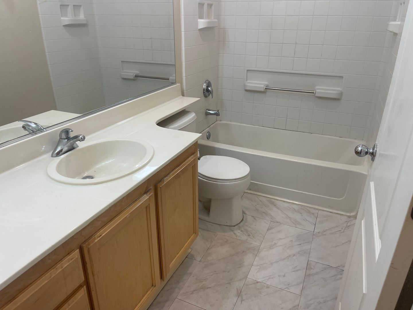 2733 Sunflower Circle - Stockton - California - 5 bed, 3 bath rental property