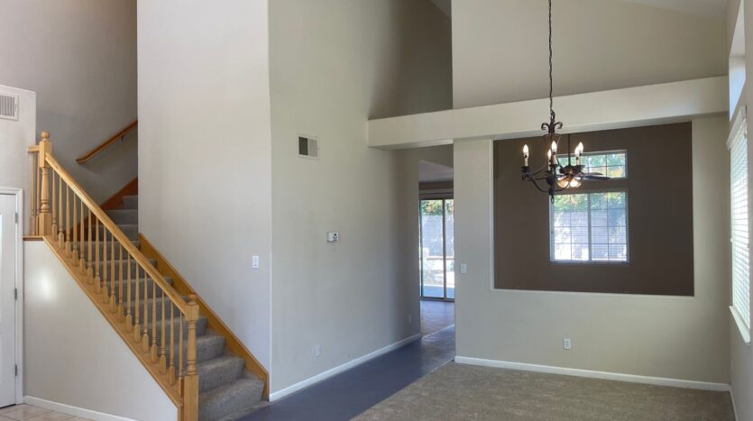 2733 Sunflower Circle - Stockton - California - 5 bed, 3 bath rental property