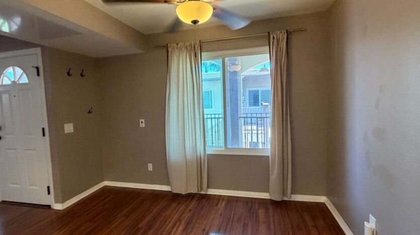 2828 Famosa Blvd  Unit 203 - San Diego - California - 2 bed, 2 bath rental property
