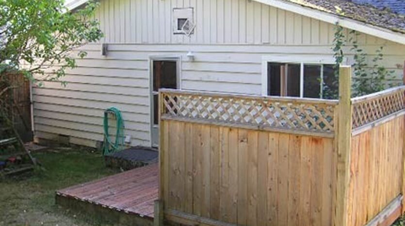 2900 Haggin Street - Bellingham - Washington - 2 bed, 1 bath rental property