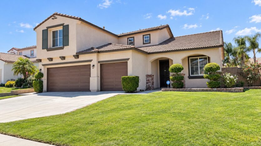 29121 Shadow Hills Street - Menifee - California - 5 bed, 4 bath rental property