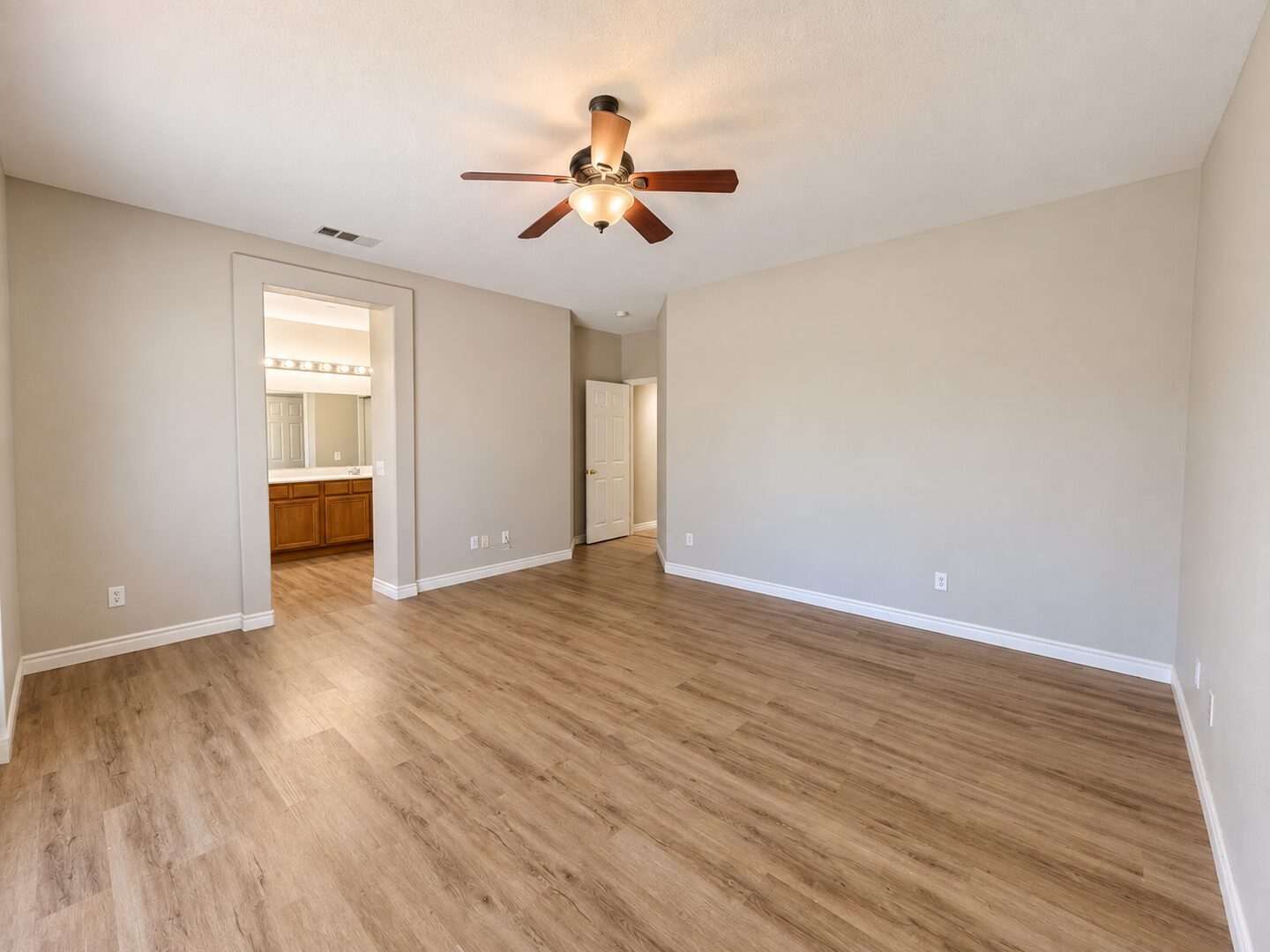 29121 Shadow Hills Street - Menifee - California - 5 bed, 4 bath rental property