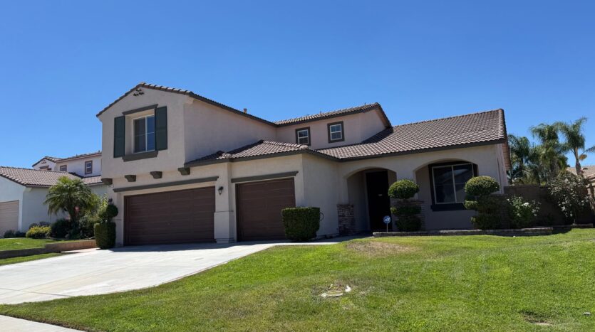 29121 Shadow Hills Street - Menifee - California - 5 bed, 4 bath rental property