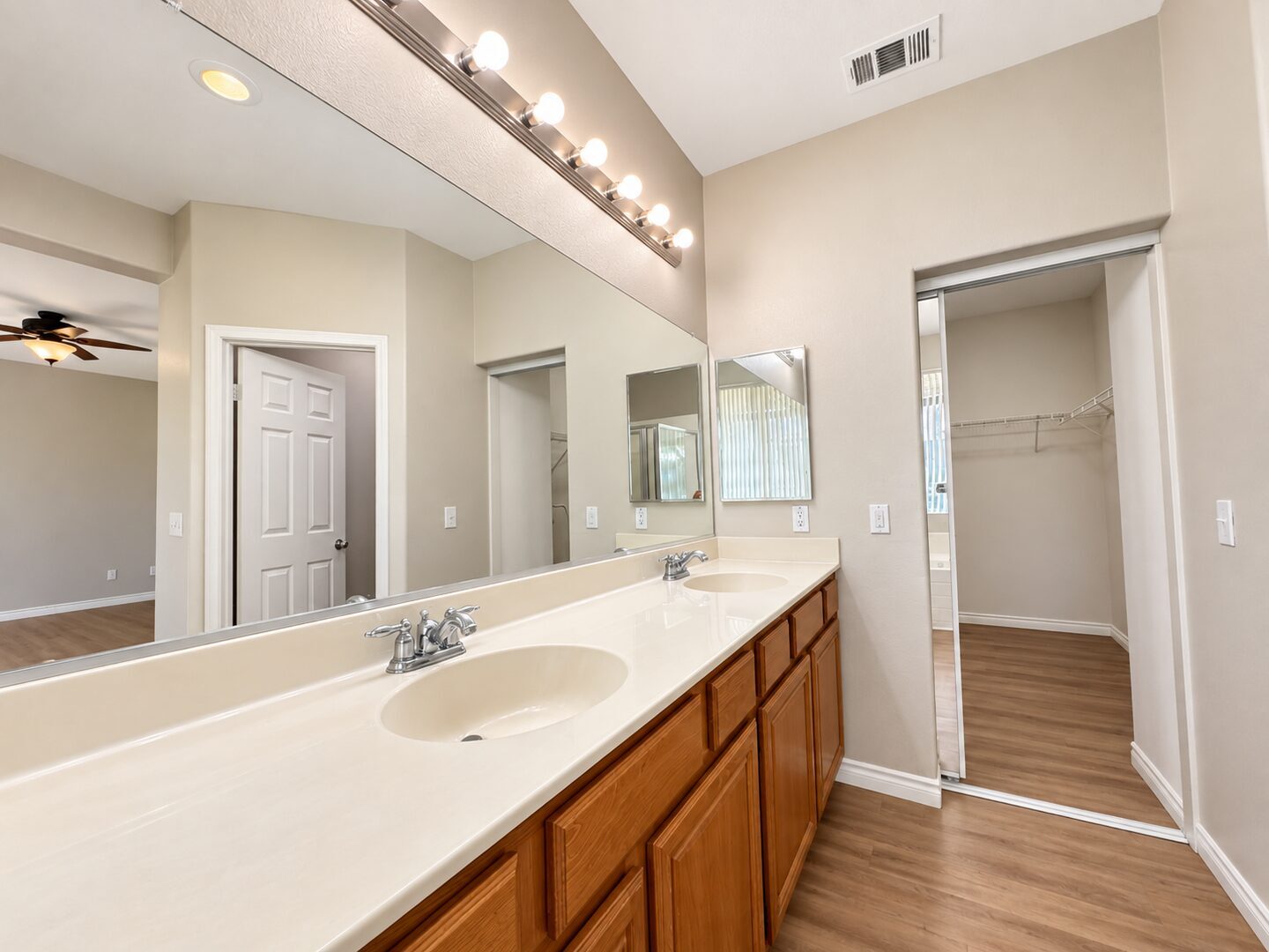 29121 Shadow Hills Street - Menifee - California - 5 bed, 4 bath rental property