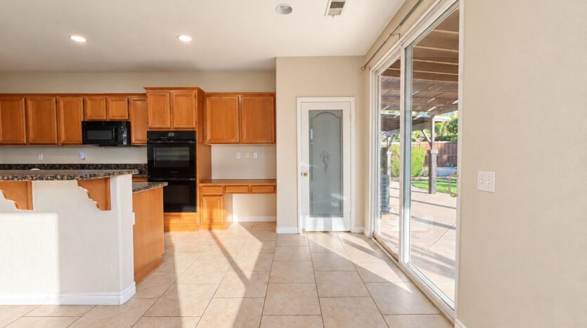 29121 Shadow Hills Street - Menifee - California - 5 bed, 4 bath rental property