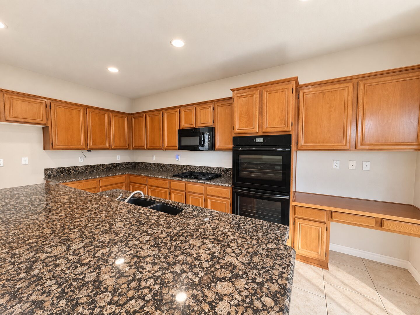 29121 Shadow Hills Street - Menifee - California - 5 bed, 4 bath rental property
