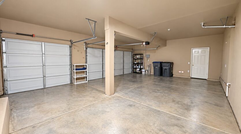 29121 Shadow Hills Street - Menifee - California - 5 bed, 4 bath rental property