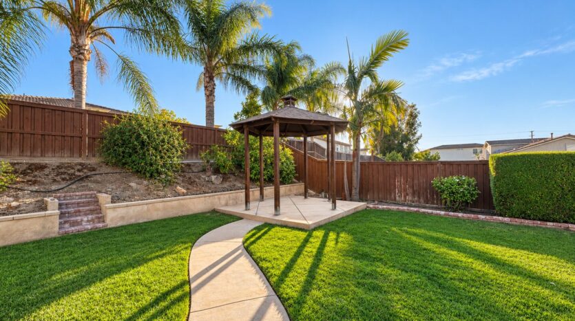 29121 Shadow Hills Street - Menifee - California - 5 bed, 4 bath rental property