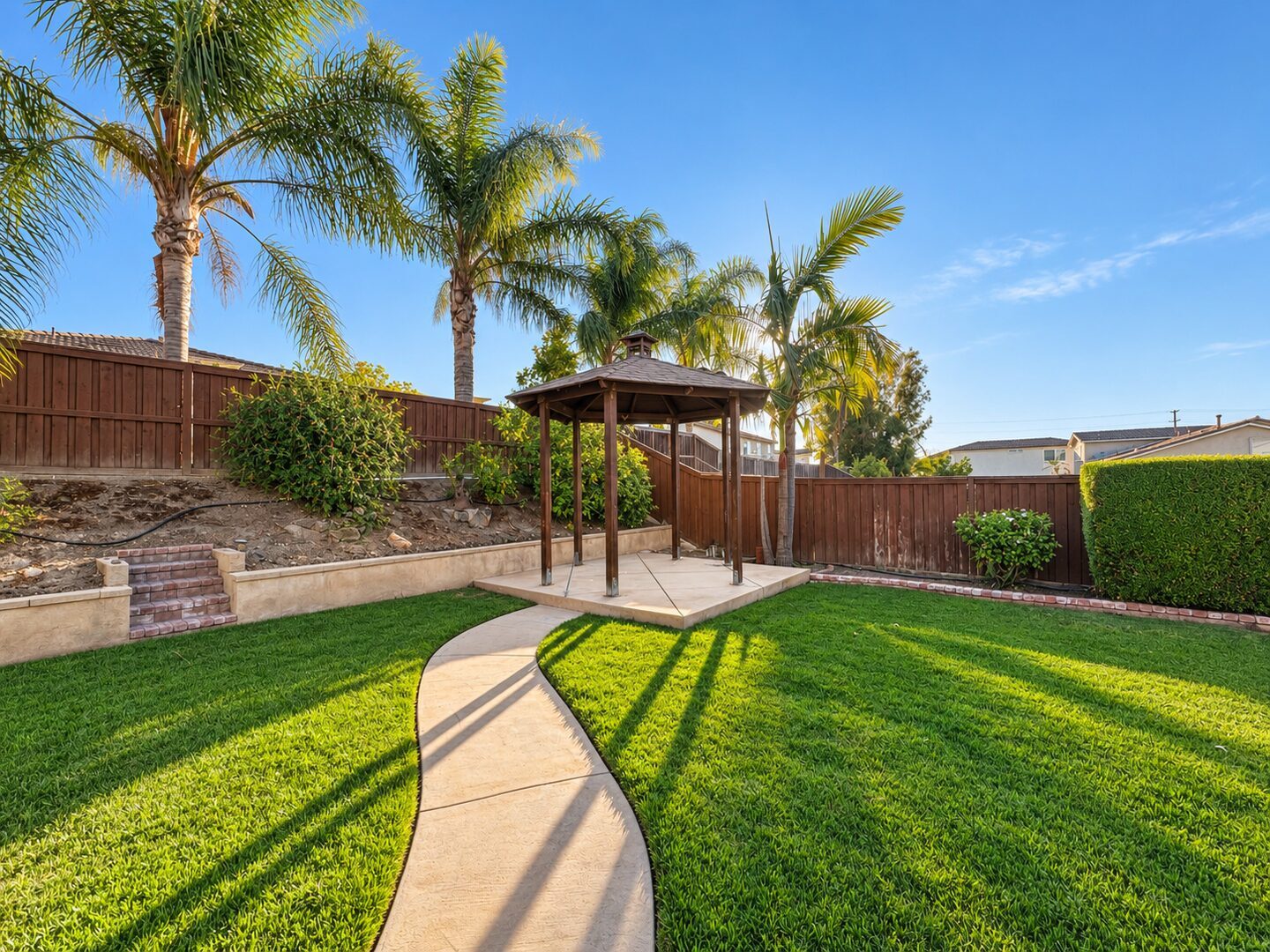 29121 Shadow Hills Street - Menifee - California - 5 bed, 4 bath rental property